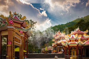 HUYỀN TÍCH LINH SƠN THÁNH MẪU NÚI BÀ ĐEN – Sun World BaDen Mountain