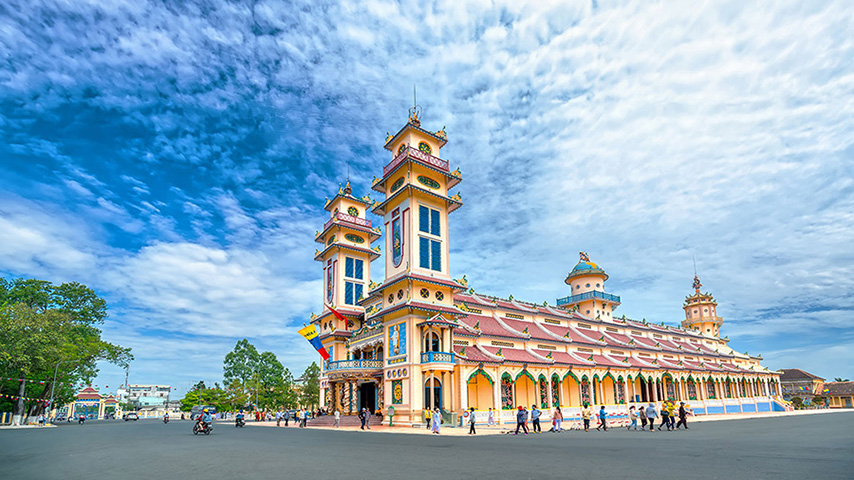 Kiến trúc độc đáo của Toà thánh Tây Ninh