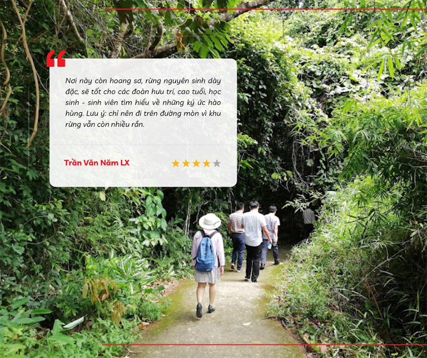 Một du khách để lại lưu ý về việc nên đi đường mòn thay vì đường rừng để tránh động vật hoang dã