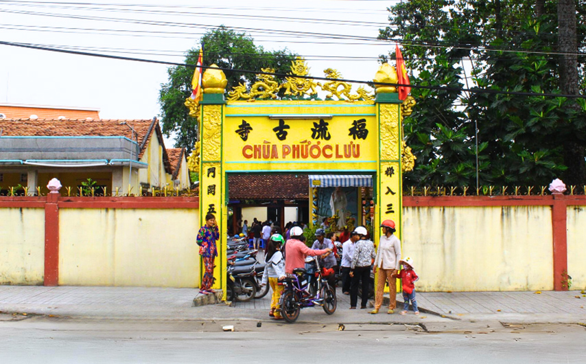 Hình ảnh cổng chính vào chùa Phước Lưu 