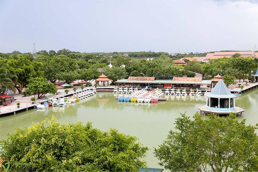Khuôn viên rộng lớn tại khu du lịch Long Điền Sơn