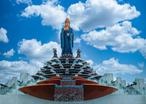Khám phá “Đệ Nhất Thiên Sơn” tượng Phật núi Bà Đen Tây Ninh