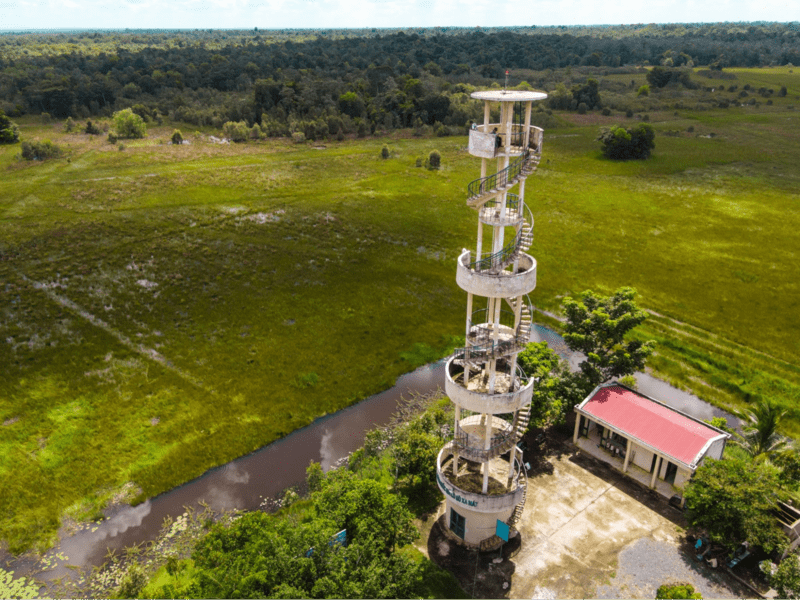 Đài quan sát cao 32m tại Vườn quốc gia Lò Gò Xa Mát
