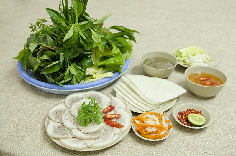 Bánh tráng phơi sương đặc sản Tây Ninh được mệnh danh là đặc sản ở Tây Ninh, hội tụ đầy đủ tinh hoa đất trời